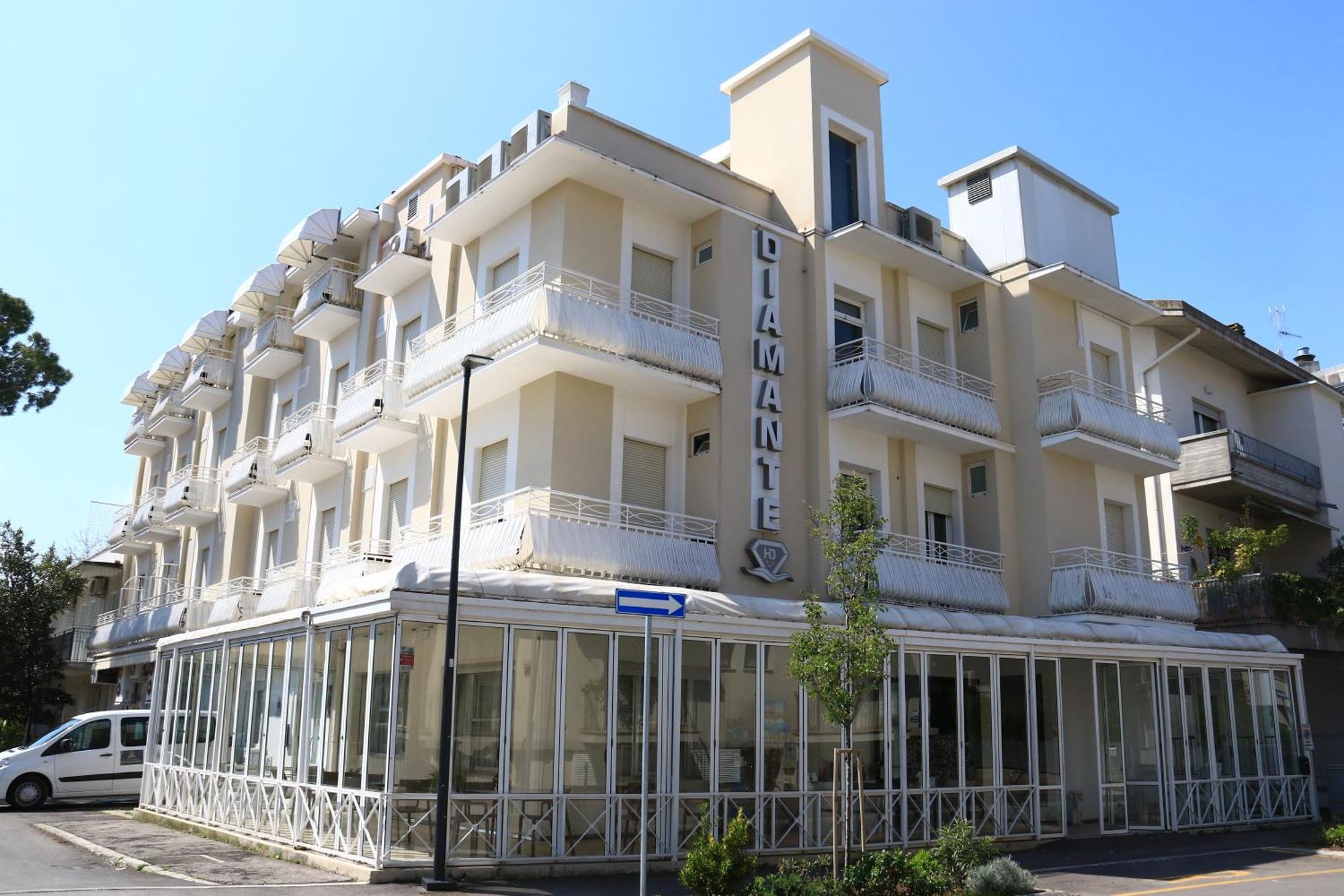 Hotel Diamante Κατόλικα Εξωτερικό φωτογραφία