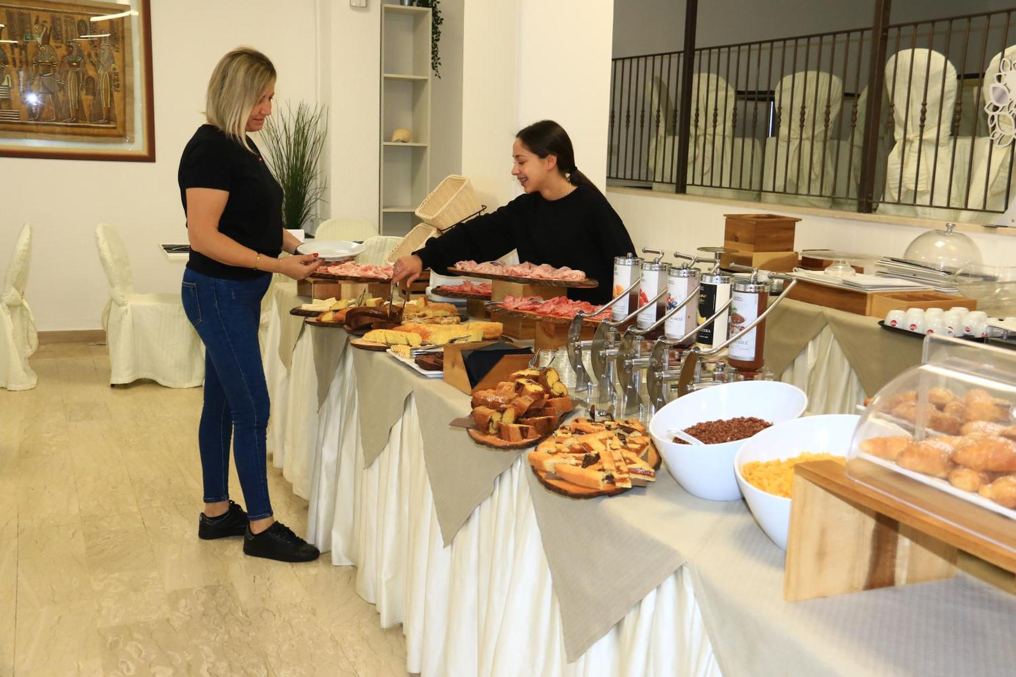 Hotel Diamante Κατόλικα Εξωτερικό φωτογραφία