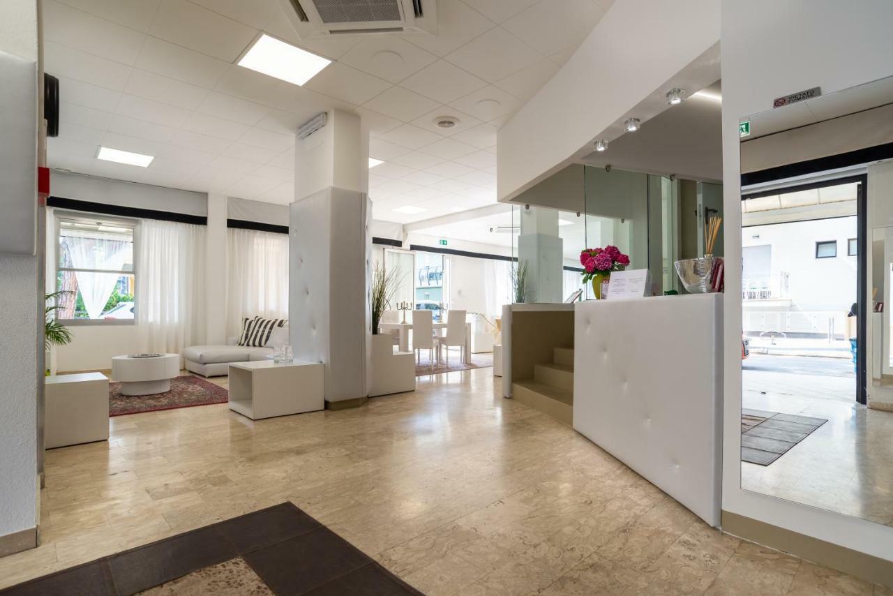 Hotel Diamante Κατόλικα Εξωτερικό φωτογραφία